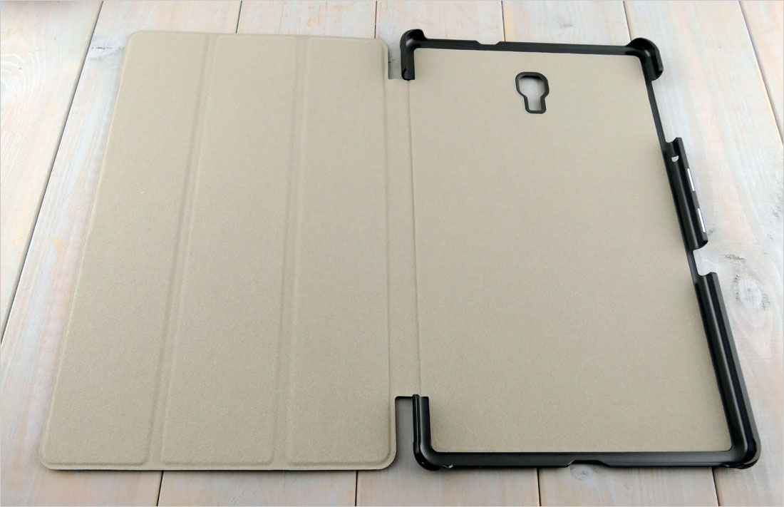 dedykowany pokrowiec na tablet