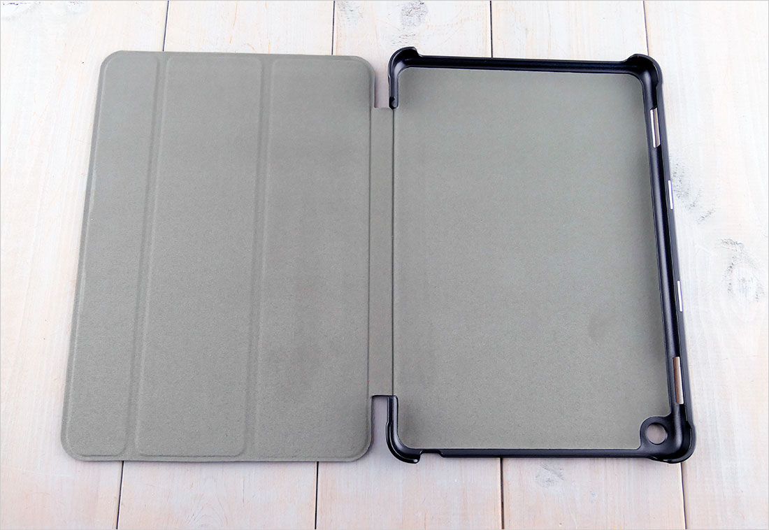 dedykowane etui na tablet Amazon new Fire HD 8 2020