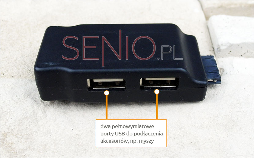 Transfer box z dwoma pełnowymiarowymi portami USB do podłączenia akcesoriów np. myszy