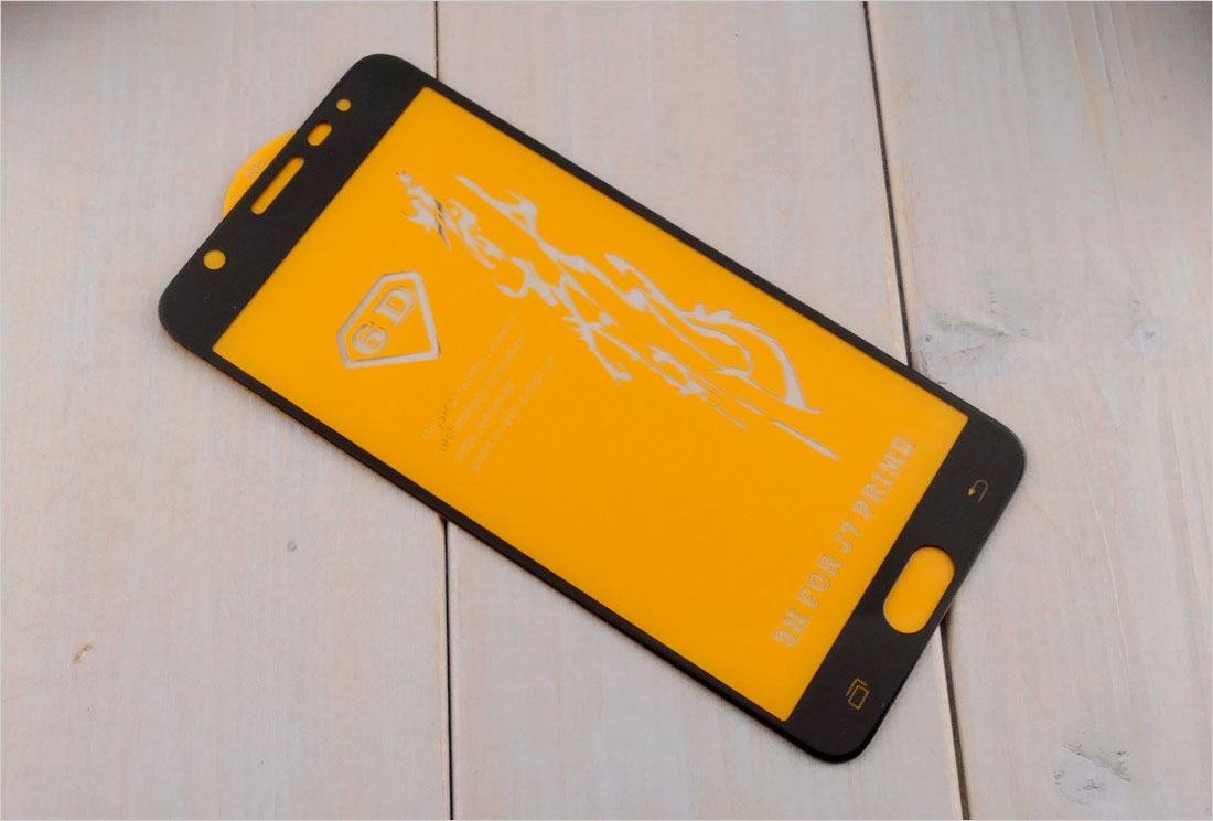Zaokrąglone szkło hartowane 3D do telefonu Samsung Galaxy J7 Prime SM-G610F, SM-G610Y - kolor CZARNY
