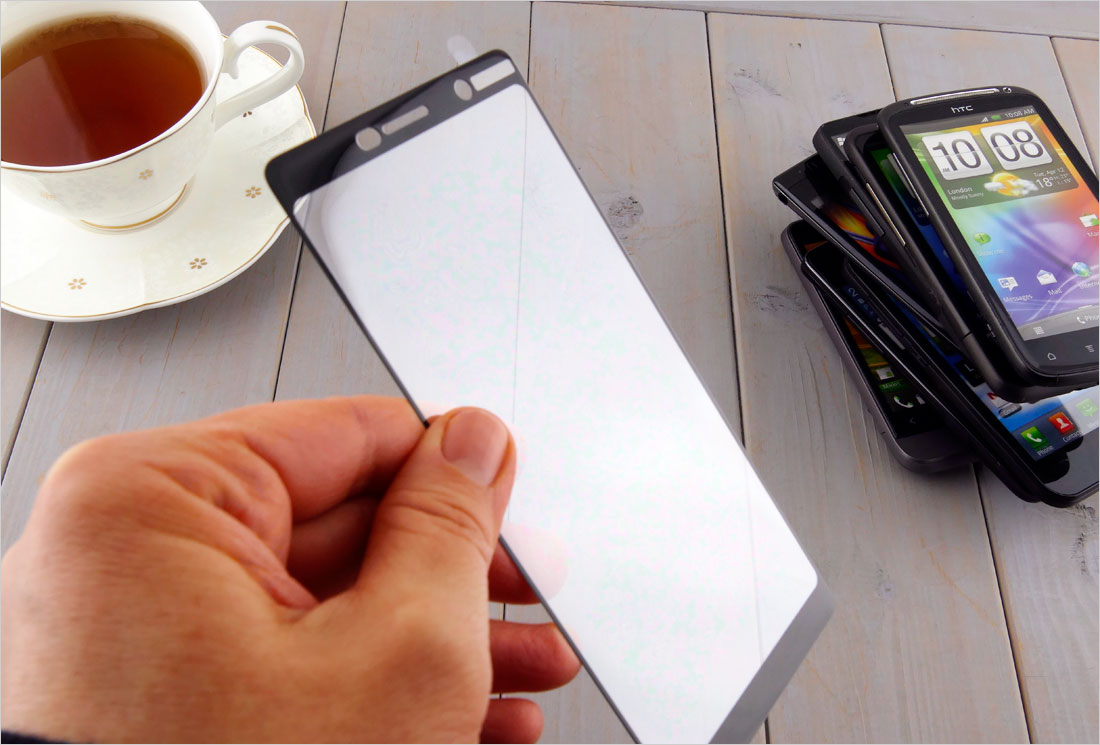 szkło chroniące telefon